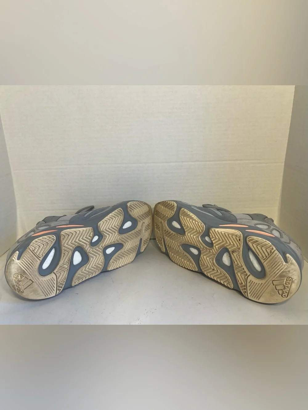 MEN'S 2019 ADIDAS YEEZY BOOST 700 RUNNING SNEAKERS (INERTIA) (SIZE 12) EXCELLENT